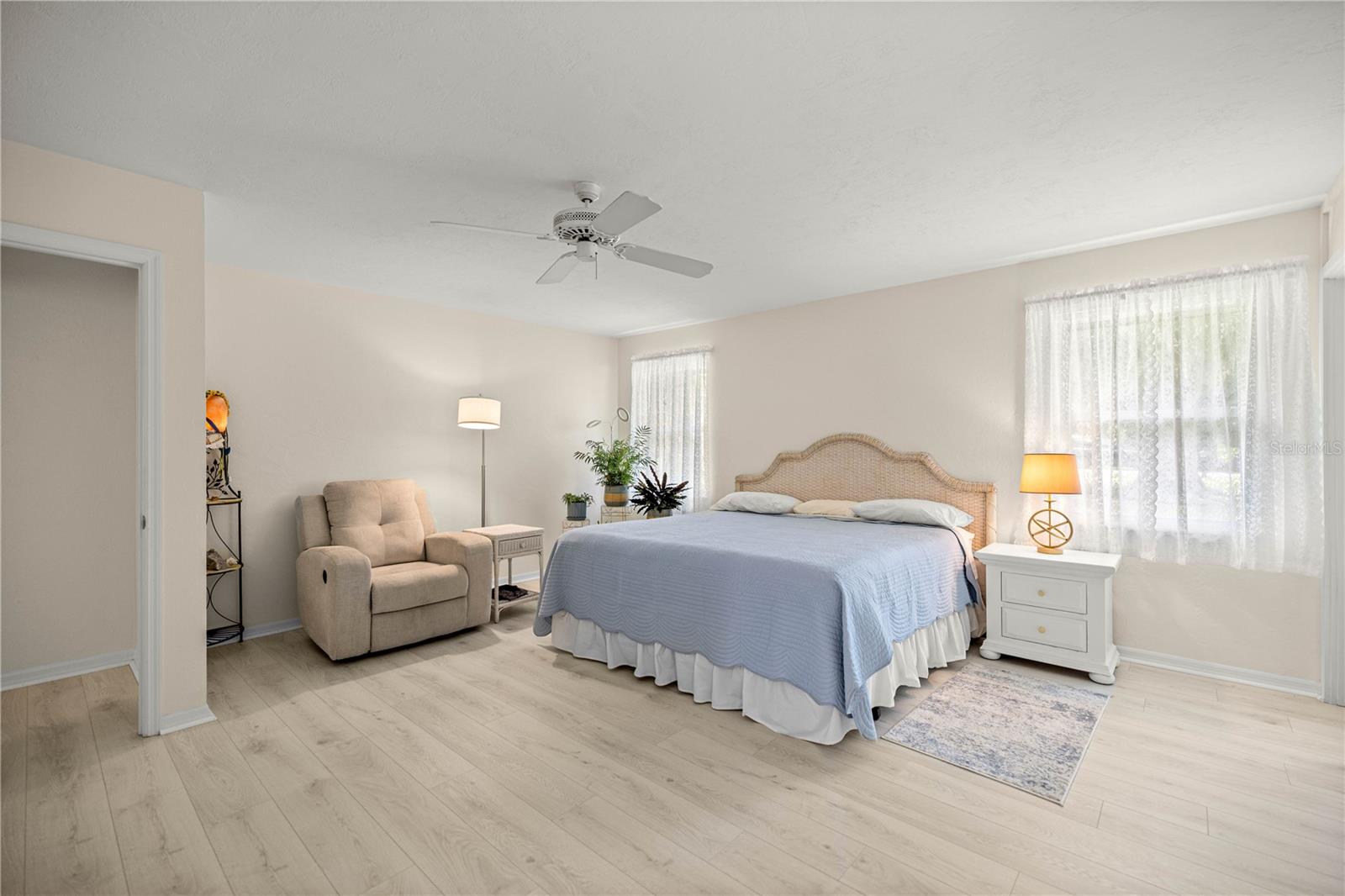 HICKORY MEADOWS - Residential