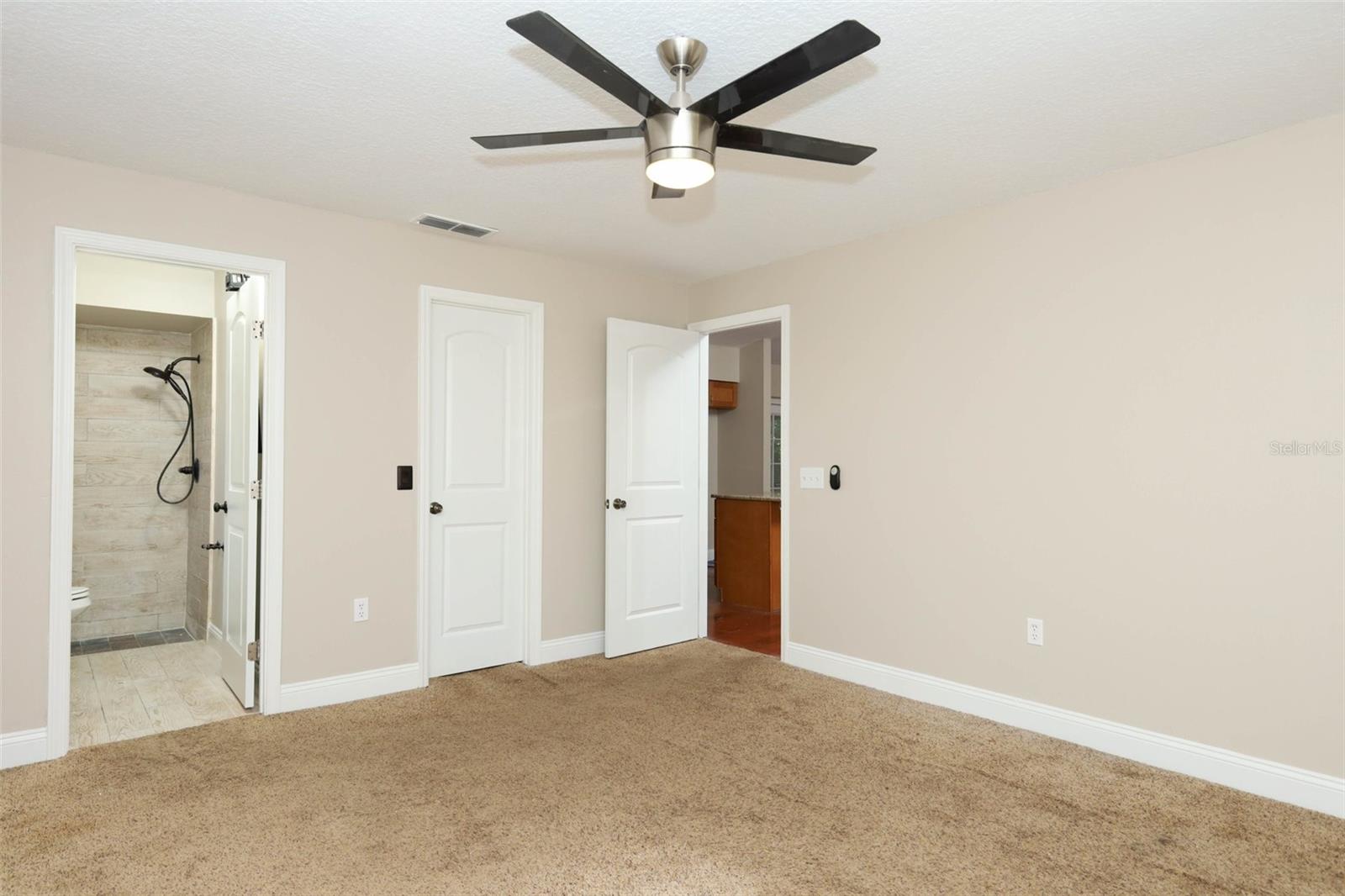 DELTONA LAKES - Residential