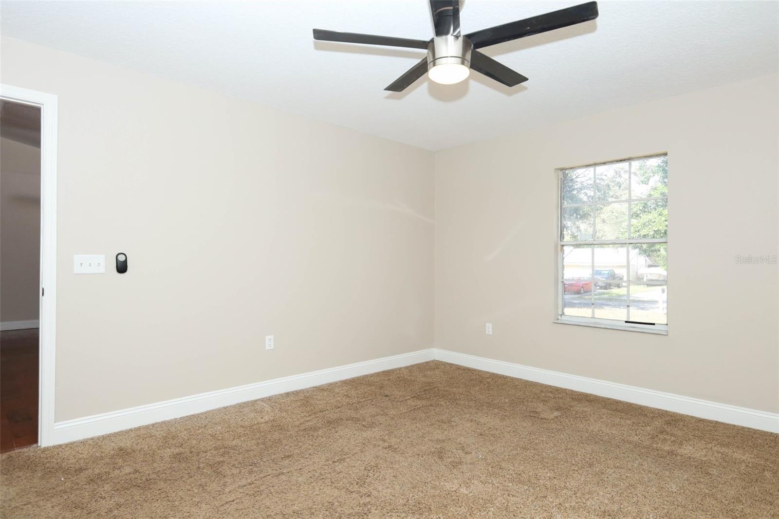 DELTONA LAKES - Residential