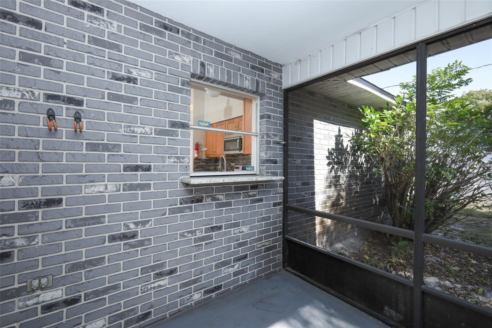 DELTONA LAKES - Residential