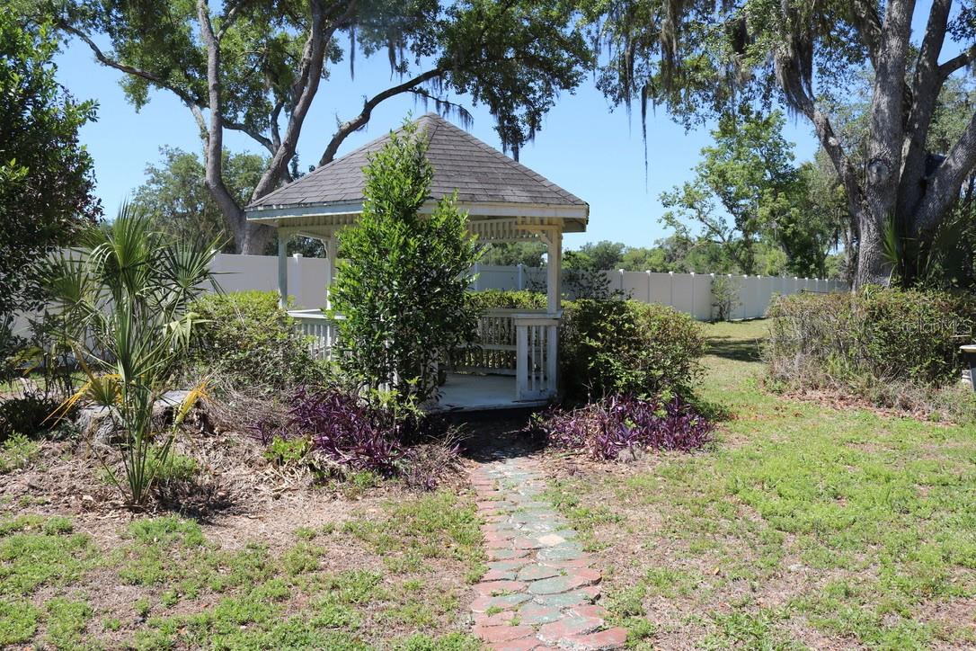 REEDS LIVINGSTON AVE MINOR SUB - Residential