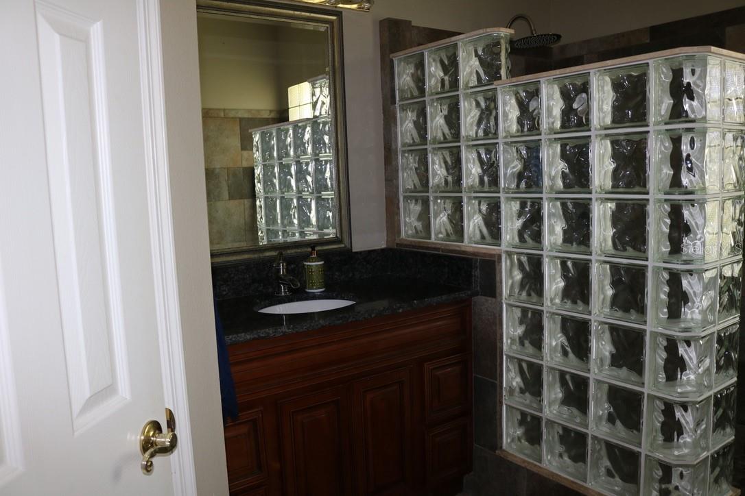 REEDS LIVINGSTON AVE MINOR SUB - Residential