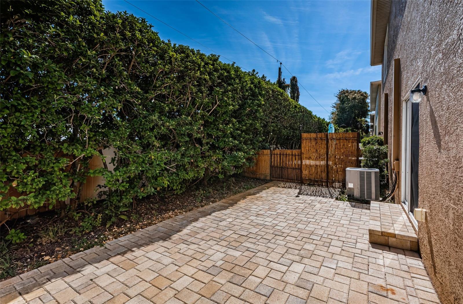 HIGHLAND COMMUNITY VILLAS - Residential