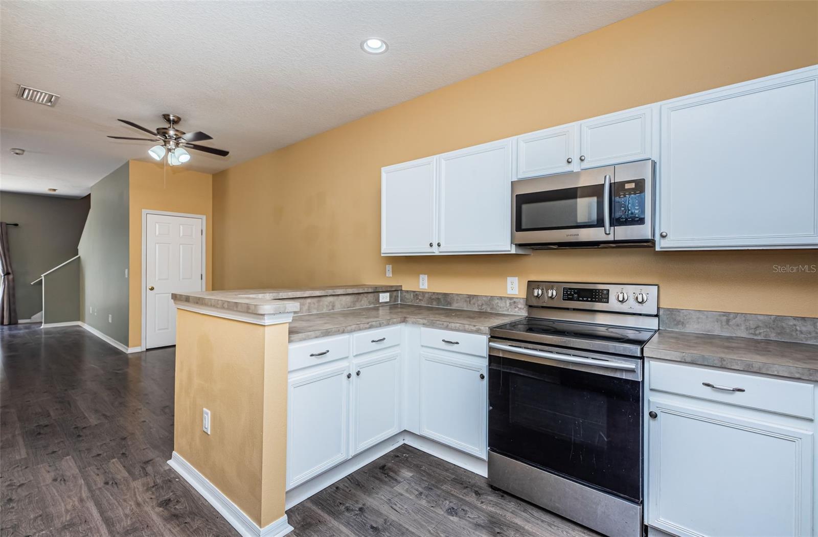 HIGHLAND COMMUNITY VILLAS - Residential
