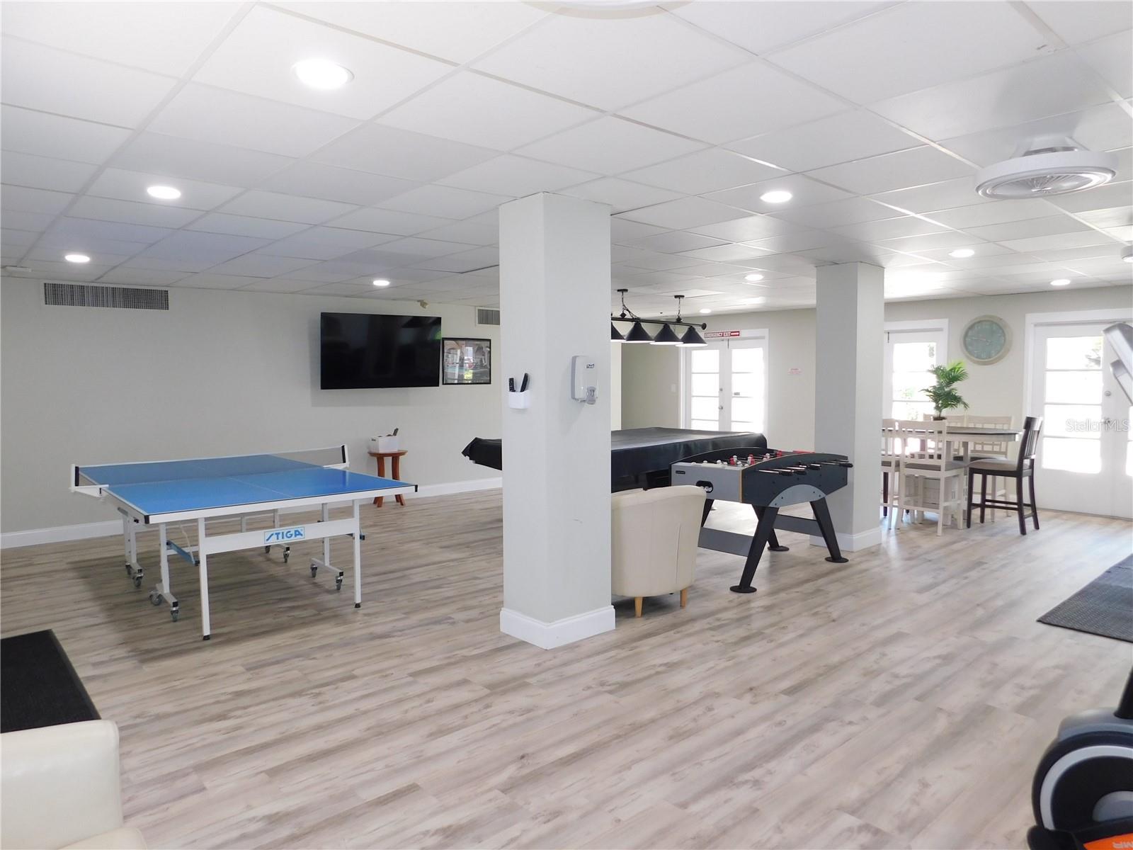 MEDITERRANEAN MANORS - Residential