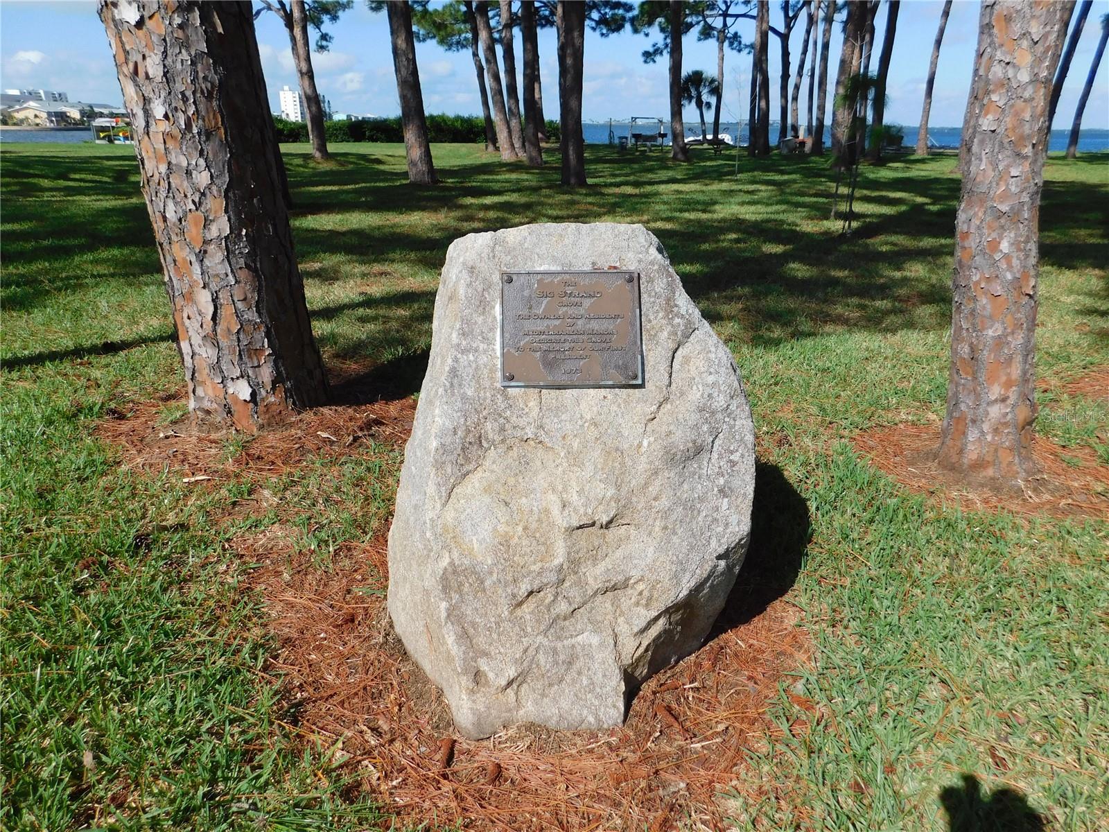 MEDITERRANEAN MANORS - Residential