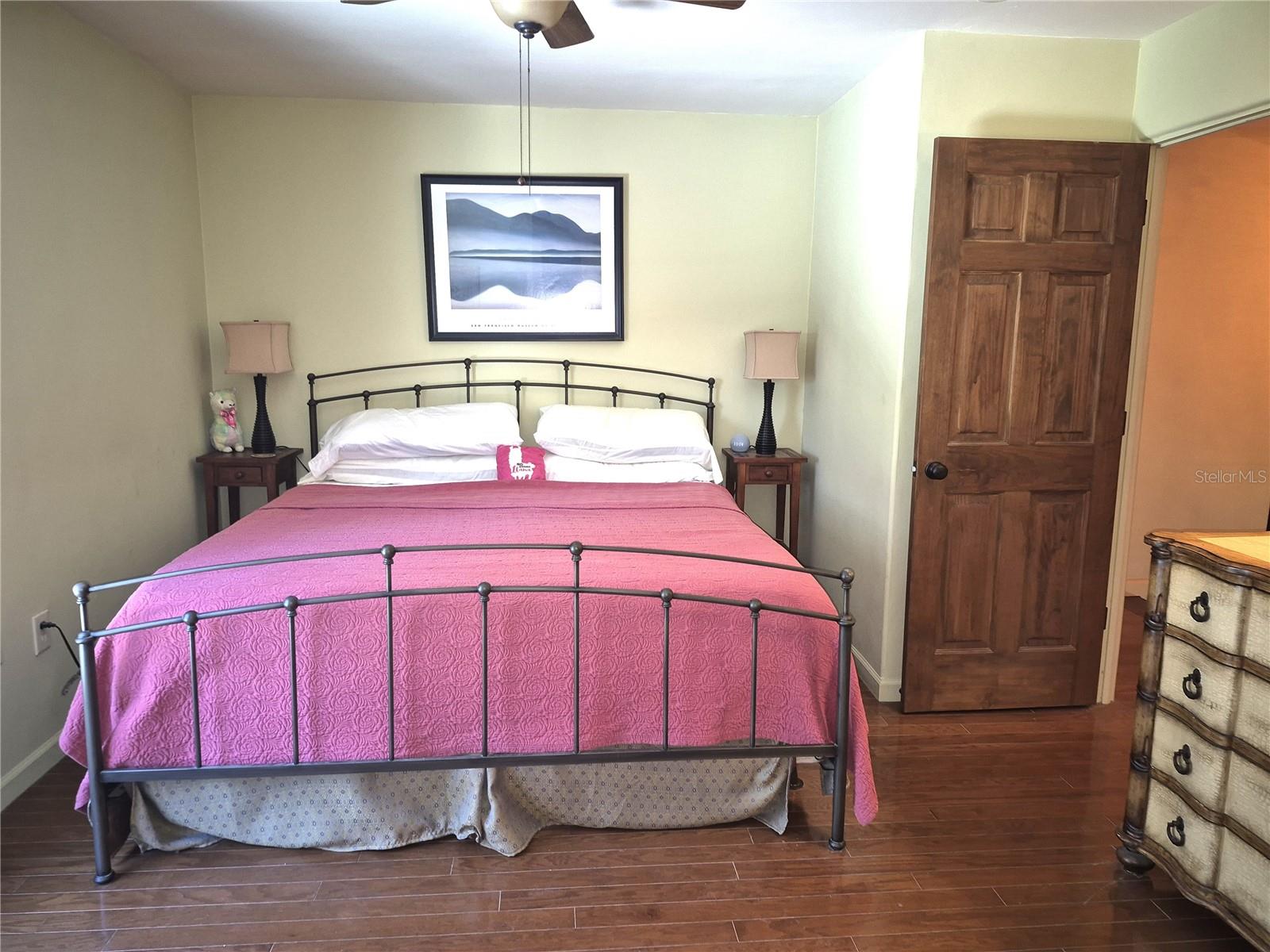 MEDITERRANEAN MANORS - Residential