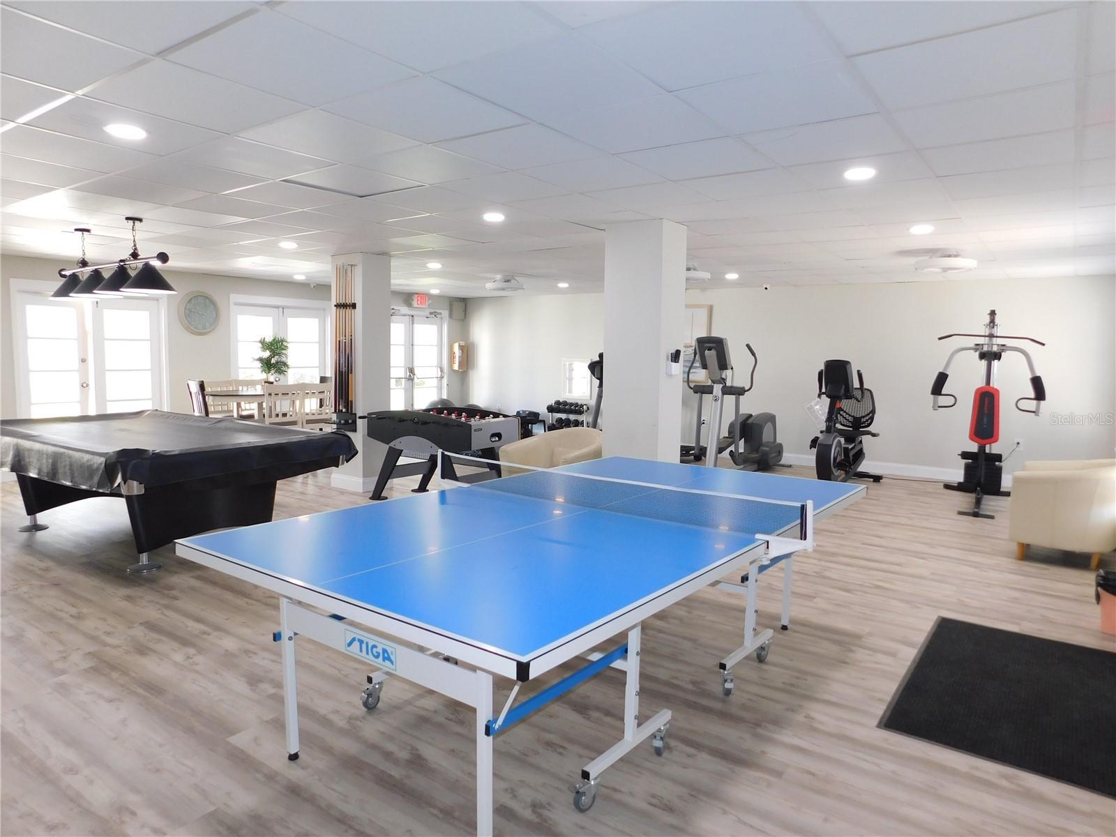 MEDITERRANEAN MANORS - Residential