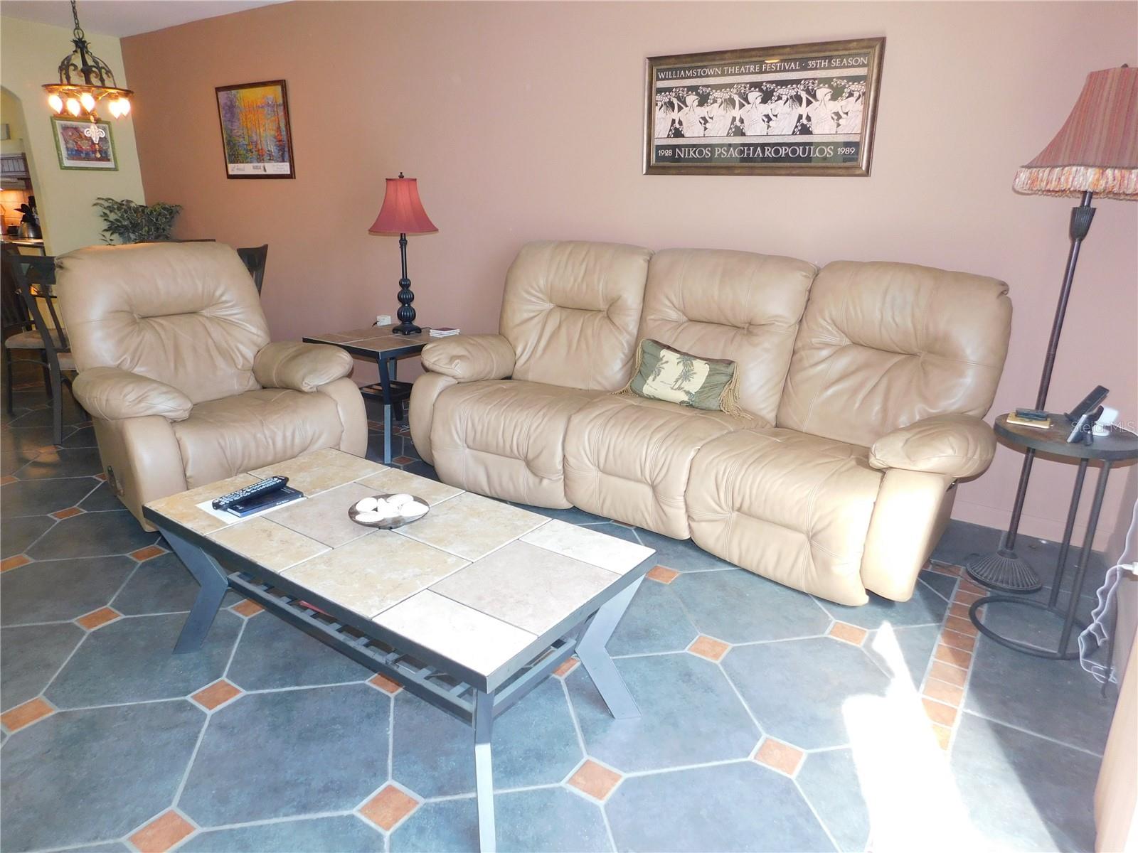 MEDITERRANEAN MANORS - Residential