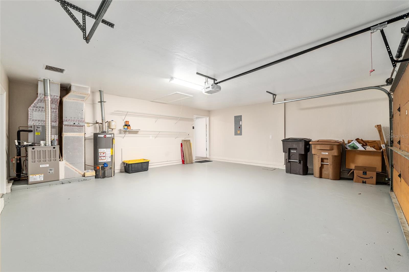 WINDERMERE GLEN - Residential Lease