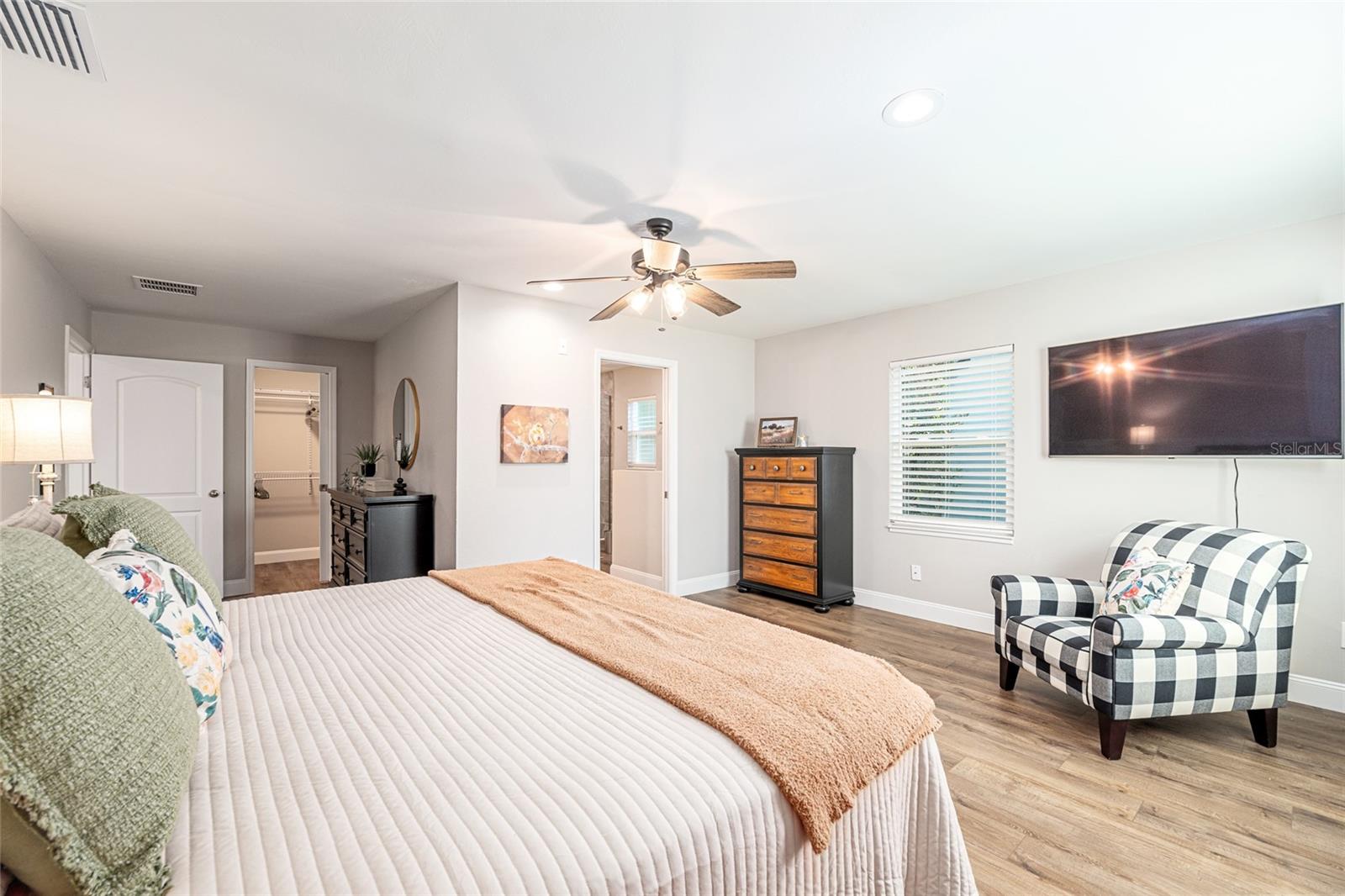 WINDERMERE GLEN - Residential Lease