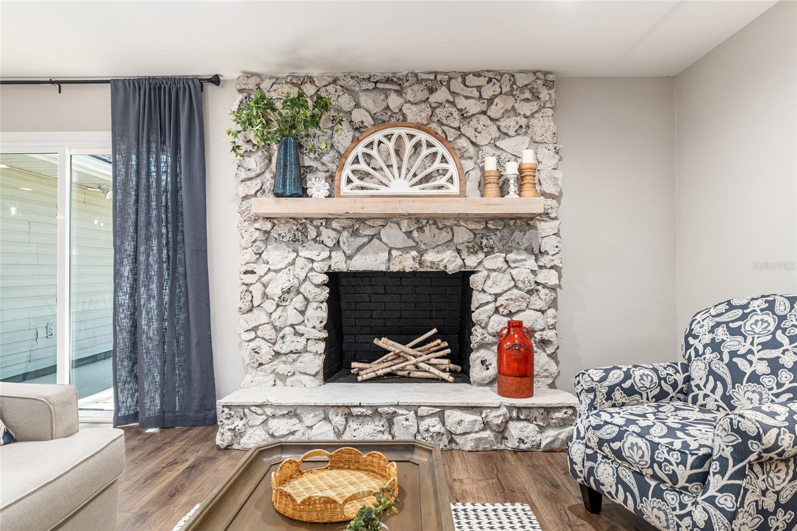 WINDERMERE GLEN - Residential Lease