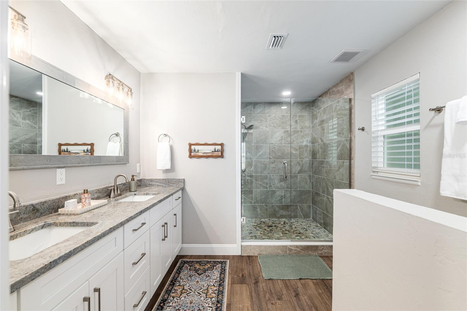 WINDERMERE GLEN - Residential Lease