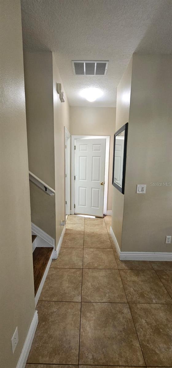 LITTLE CREEK - Residential Lease