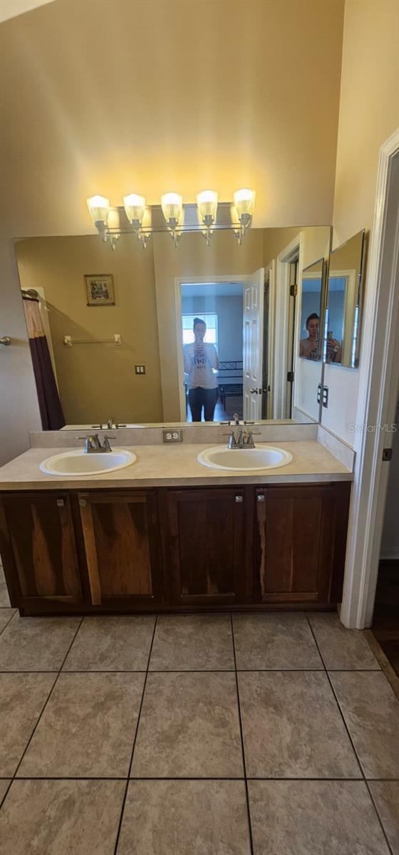 LITTLE CREEK - Residential Lease