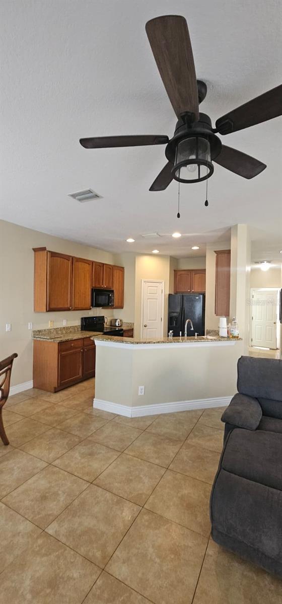 LITTLE CREEK - Residential Lease