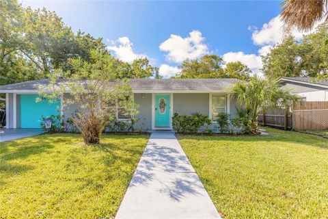 Photo of 435 8th Street, Holly Hill, FL 32117 (MLS # V4944736) Photo of 435 8th Street, Holly Hill, FL 32117 (MLS # V4944736)