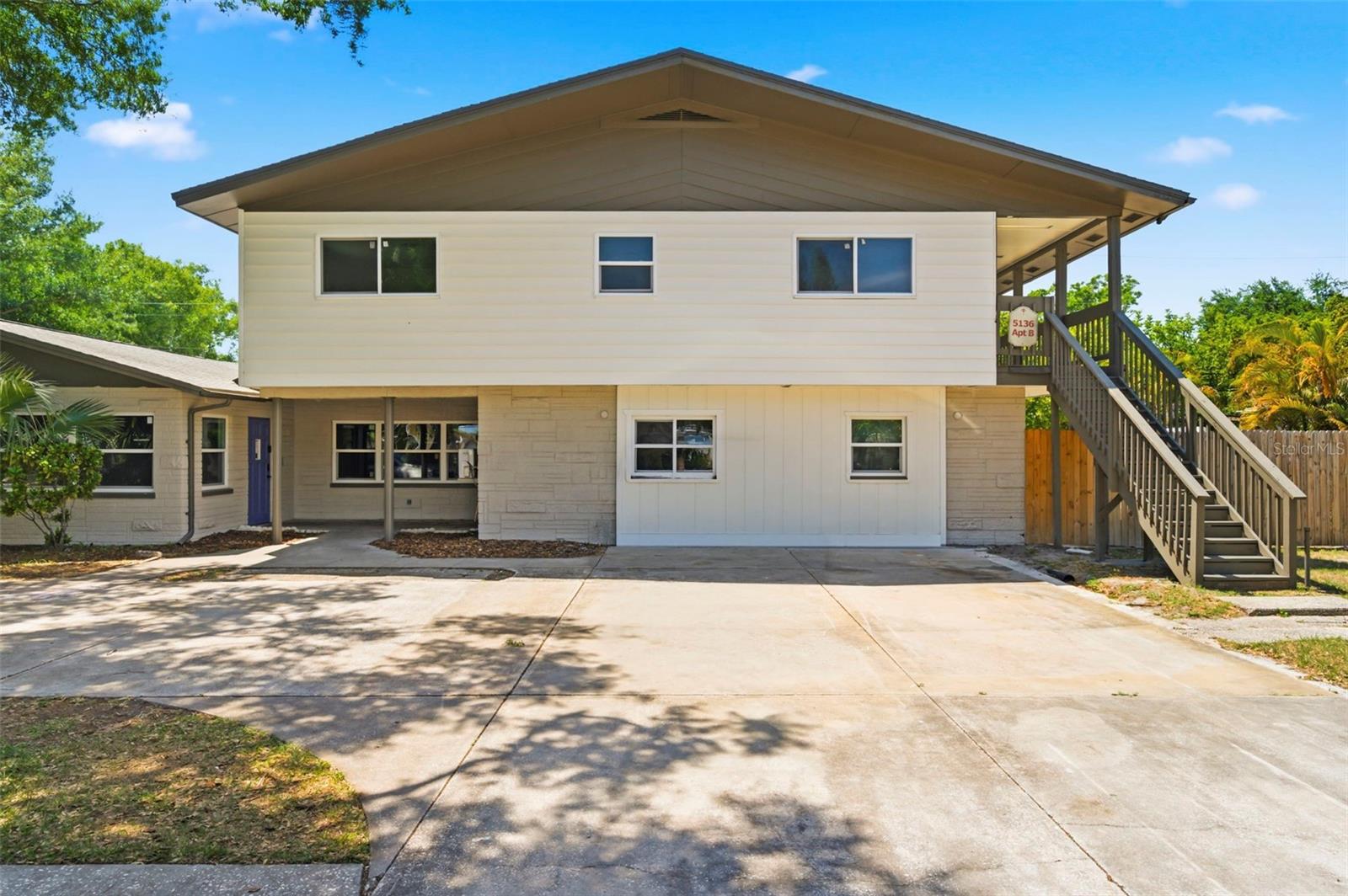 PINE LAKE PARK - Residential Lease