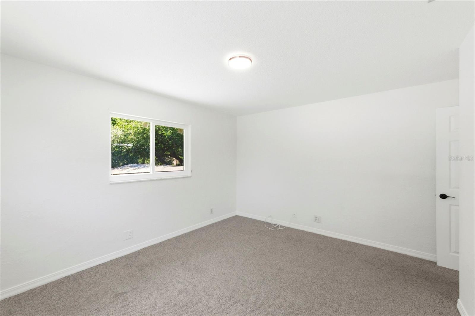 PINE LAKE PARK - Residential Lease
