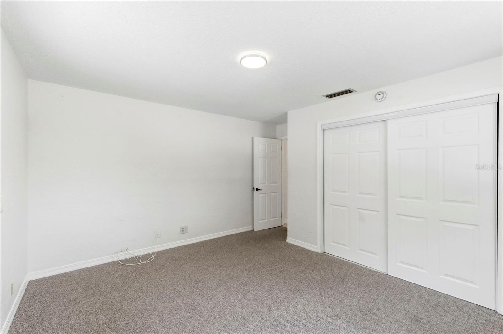 PINE LAKE PARK - Residential Lease