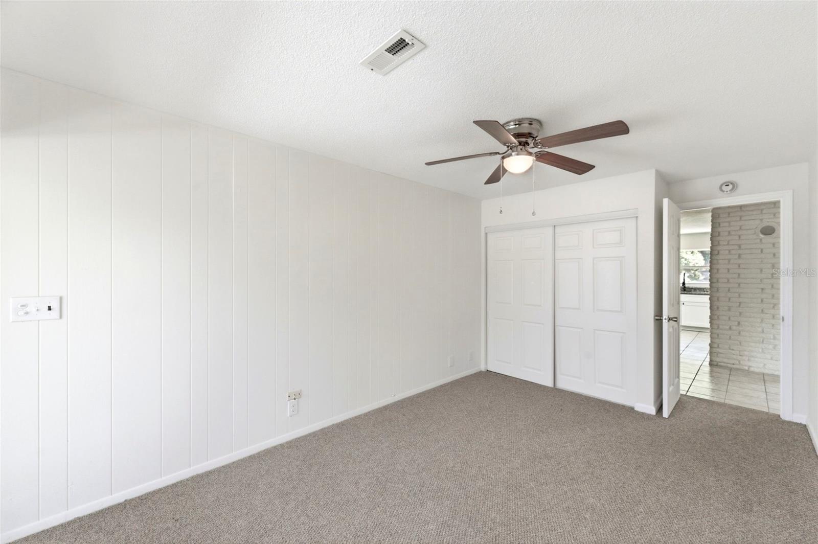 PINE LAKE PARK - Residential Lease