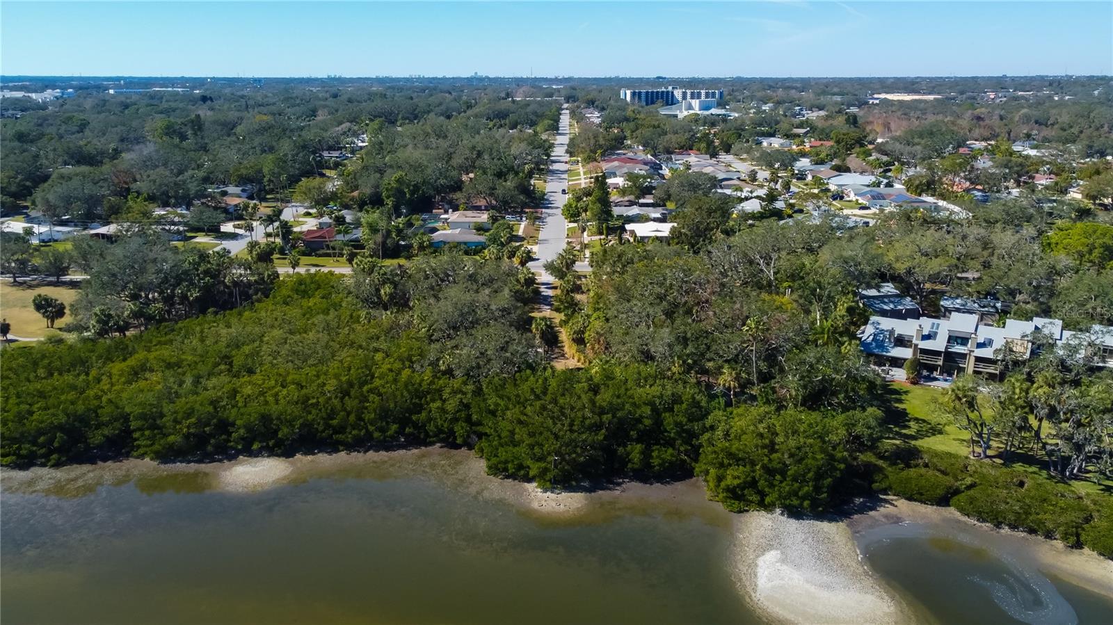 DEL ORO GROVES - Land