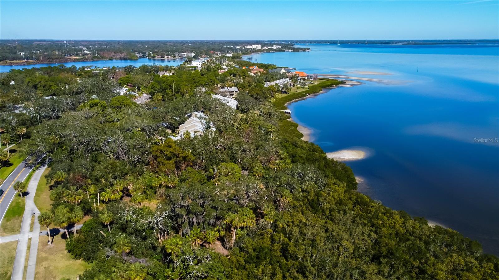 DEL ORO GROVES - Land