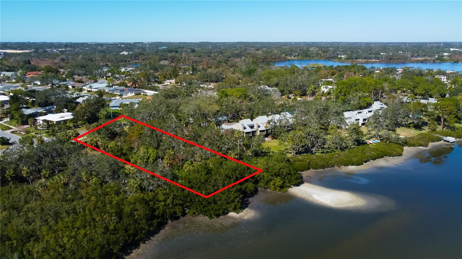 DEL ORO GROVES - Land