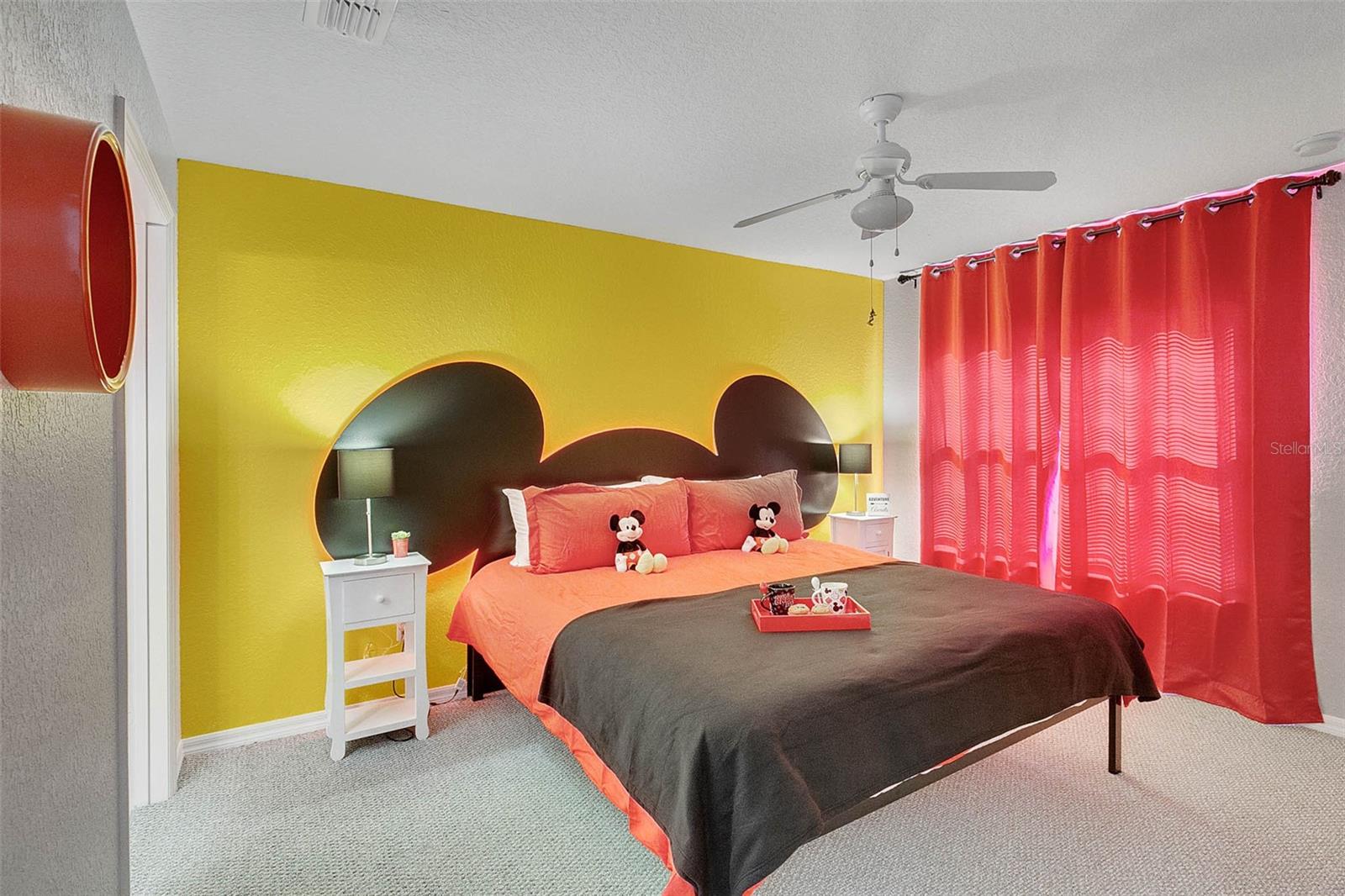 VILLAS AT SEVEN DWARFS LANE CONDO - Residential Lease