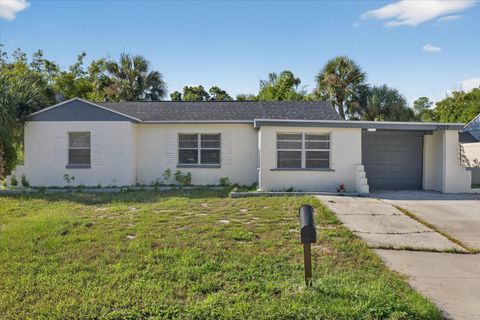 Photo of 3022 W Meadow Street, Tampa, FL 33611 (MLS # TB8431025)