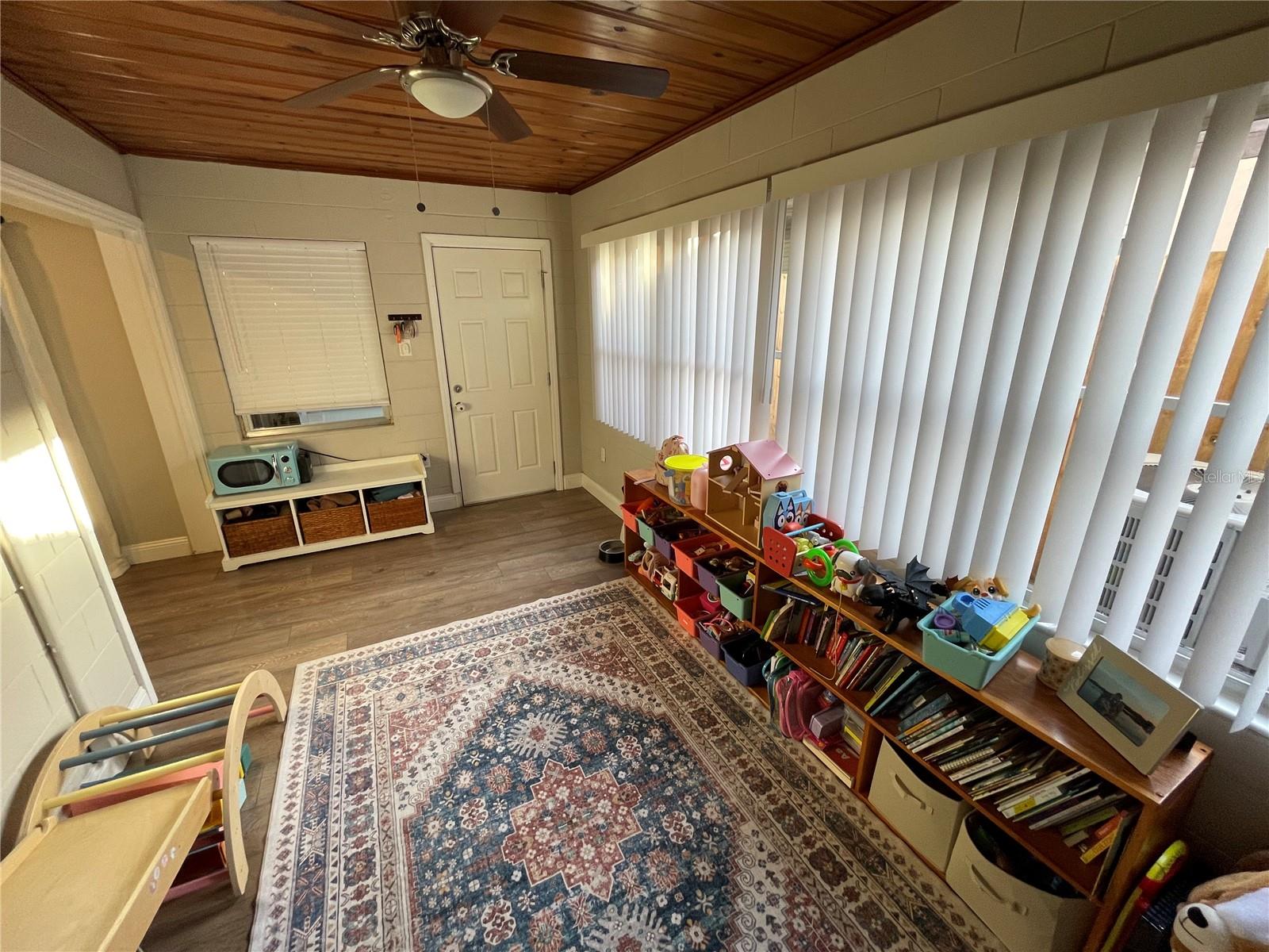 BERTS SUB - Residential