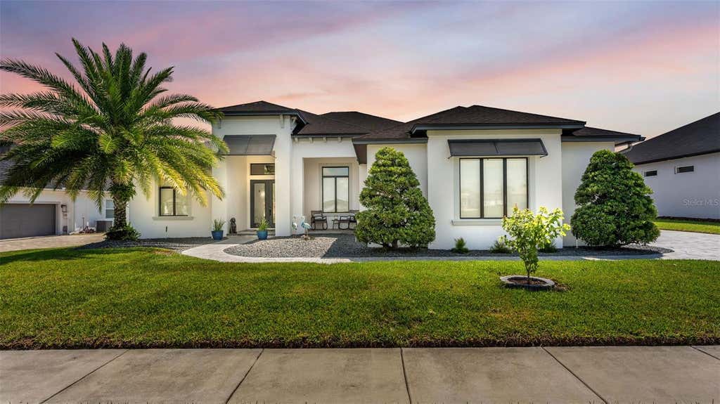 Photo of 4963 Deckside Loop, Lakeland, FL 33812 (MLS # L4964182)