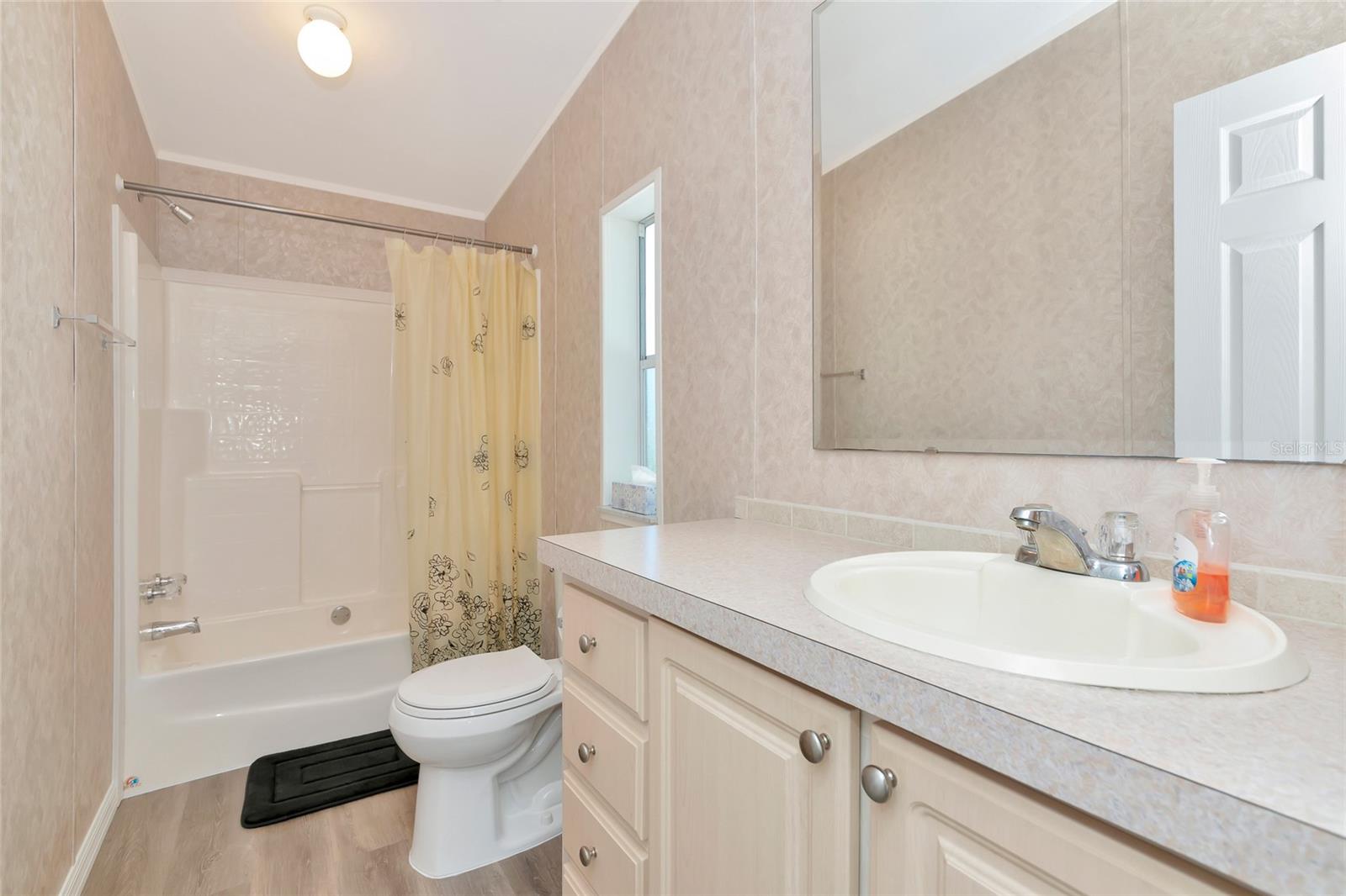 TERRA SIESTA MOBILE HOME PARK CO-OP - Residential Lease