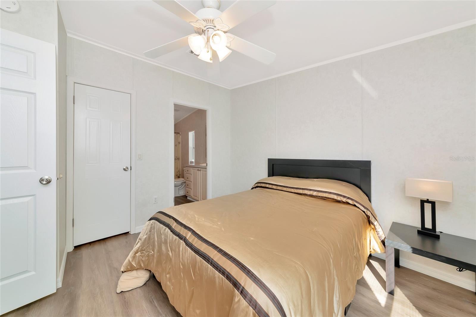 TERRA SIESTA MOBILE HOME PARK CO-OP - Residential Lease