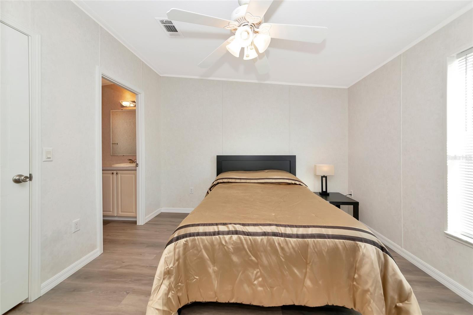 TERRA SIESTA MOBILE HOME PARK CO-OP - Residential Lease