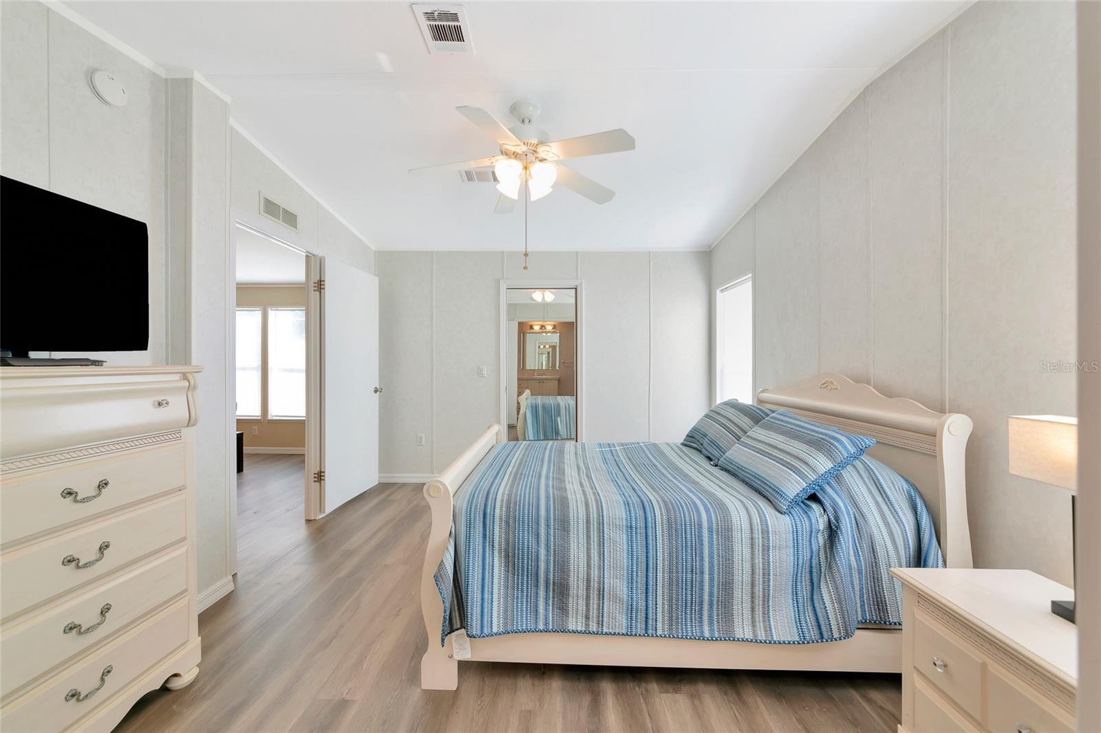 TERRA SIESTA MOBILE HOME PARK CO-OP - Residential Lease