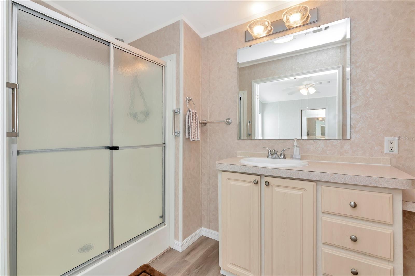 TERRA SIESTA MOBILE HOME PARK CO-OP - Residential Lease