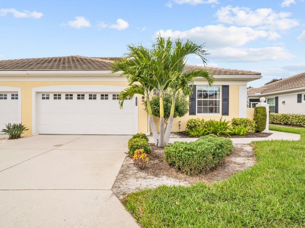 Photo of 1635 Monarch Drive #1635, Venice, FL 34293 (MLS # N6146408)