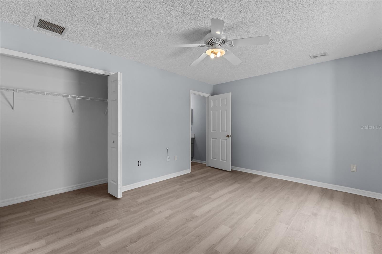 MANHATTAN - Residential