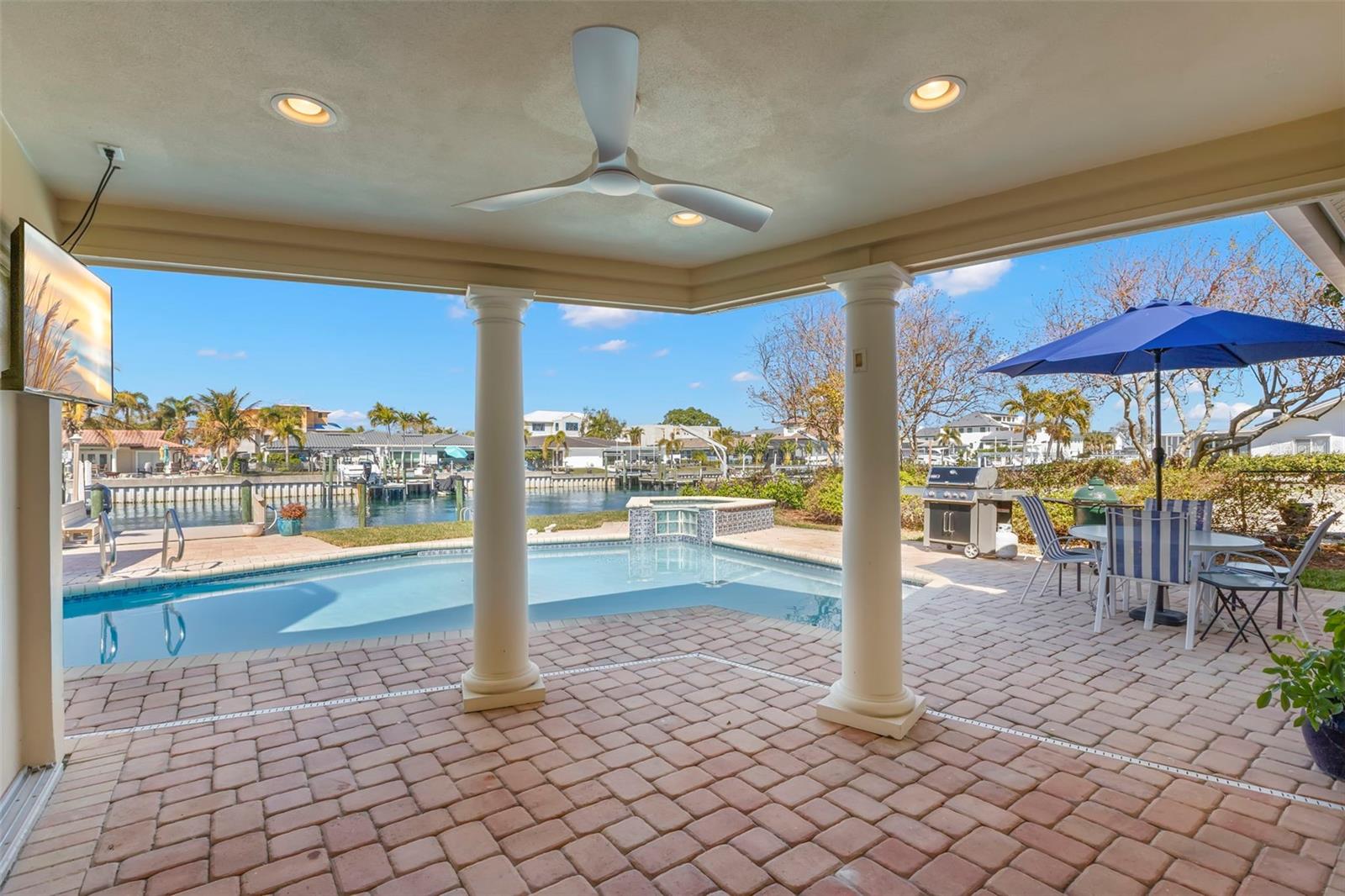 VENETIAN ISLES - Residential