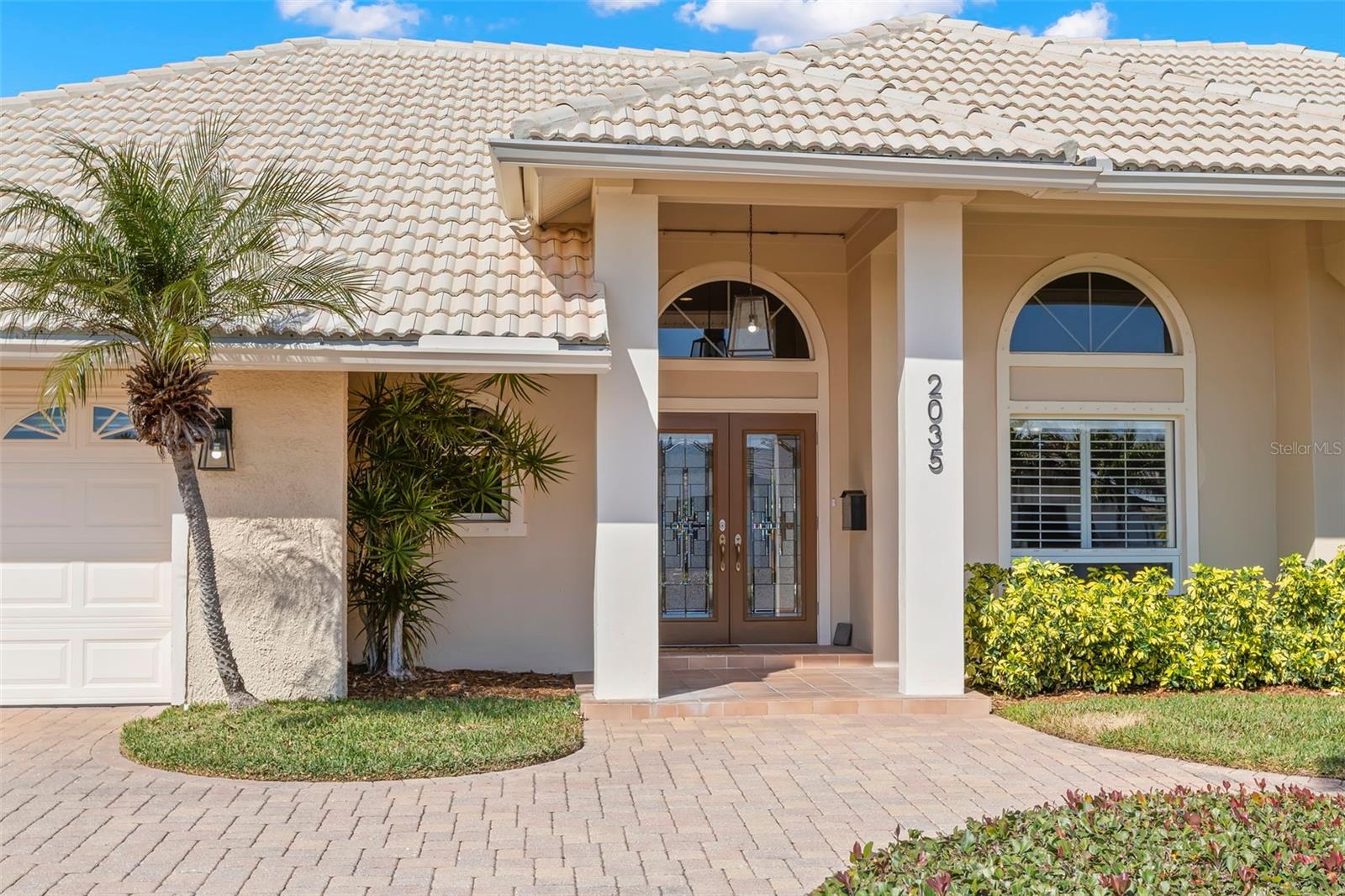 VENETIAN ISLES - Residential