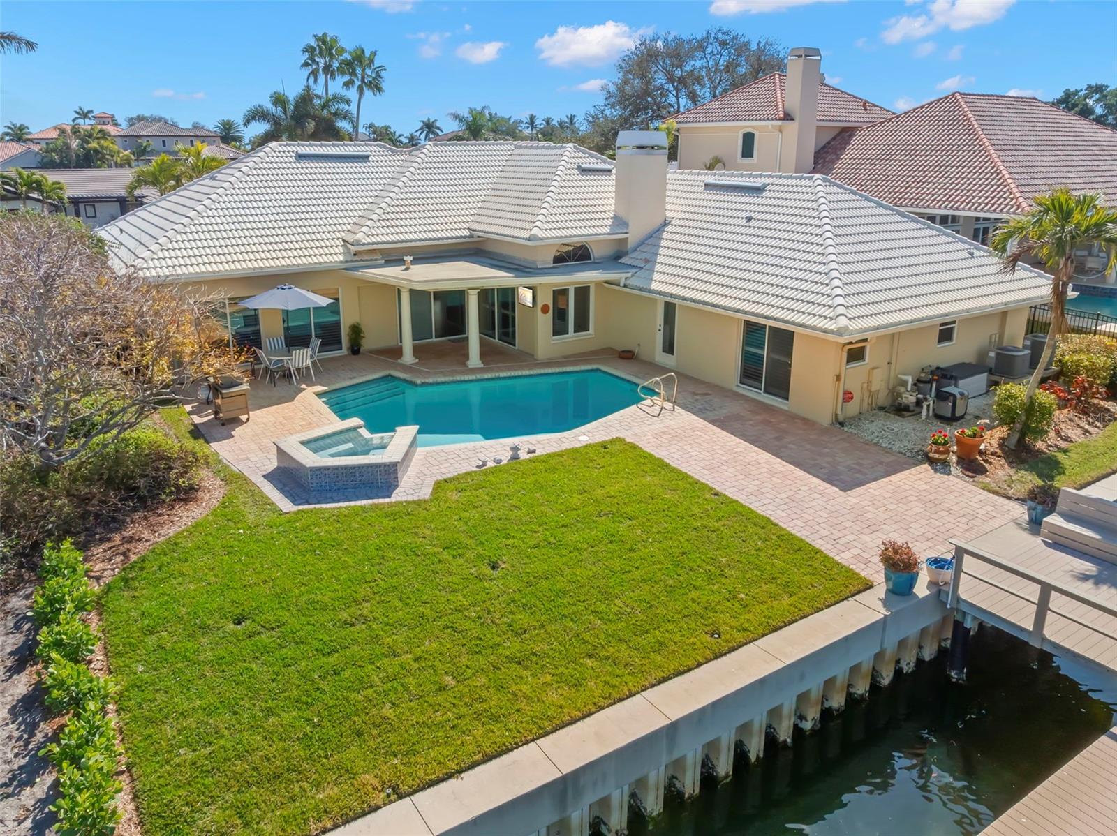 VENETIAN ISLES - Residential