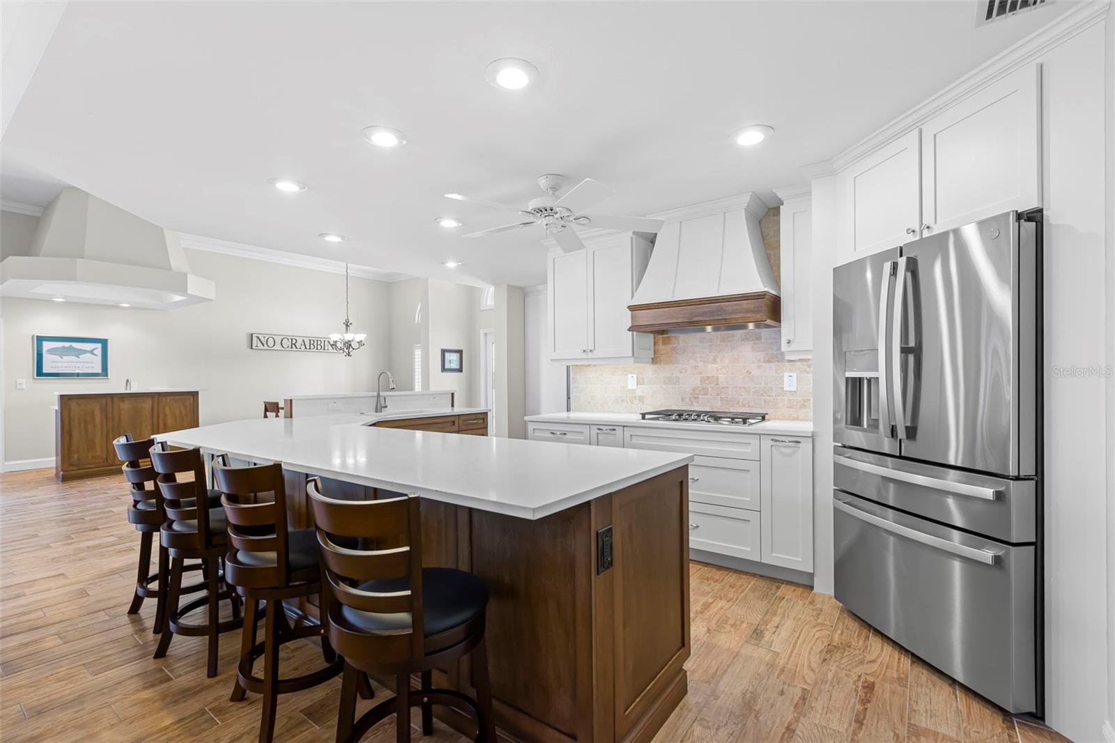 VENETIAN ISLES - Residential