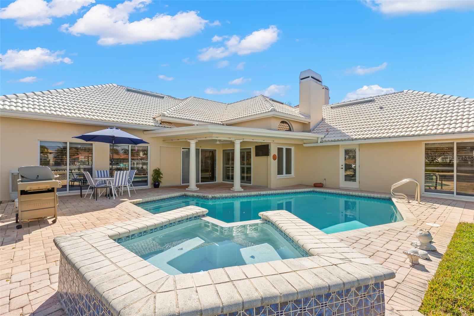 VENETIAN ISLES - Residential