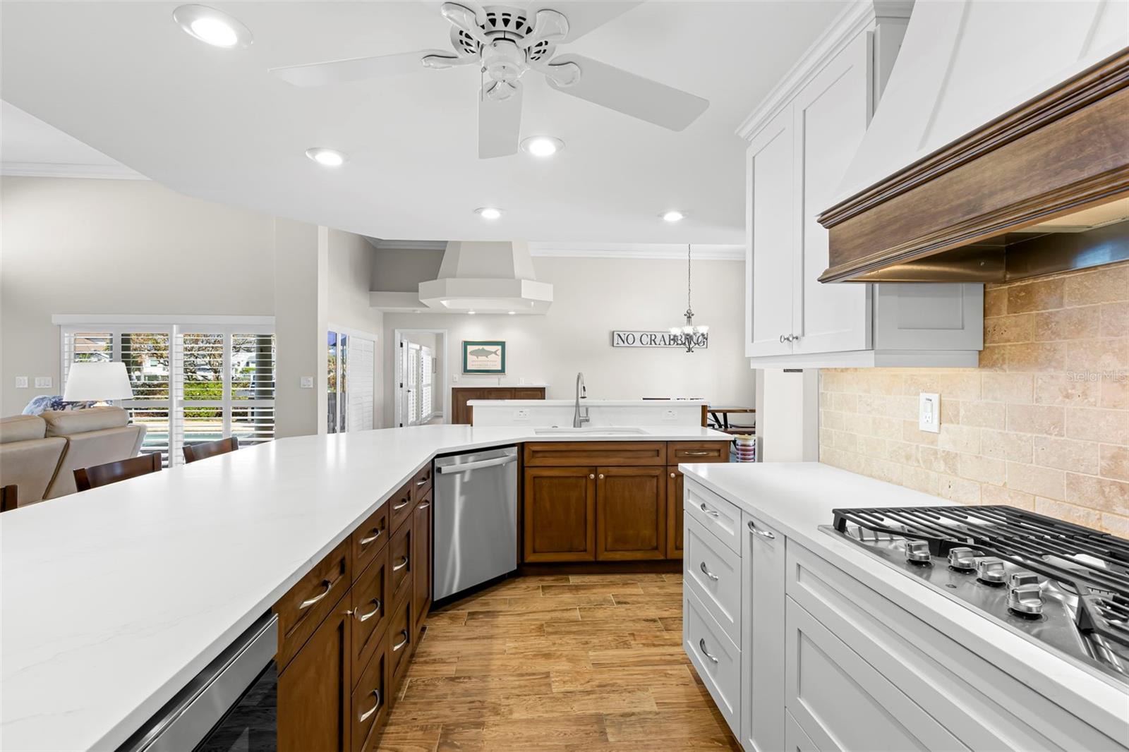 VENETIAN ISLES - Residential