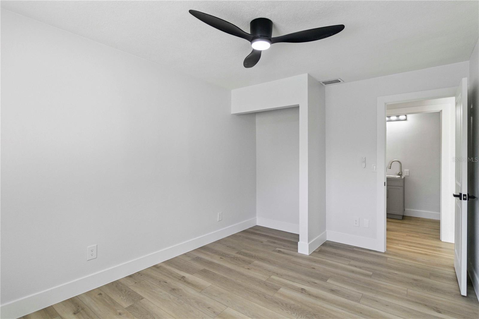 BRADEN WOODS PH VI - Residential