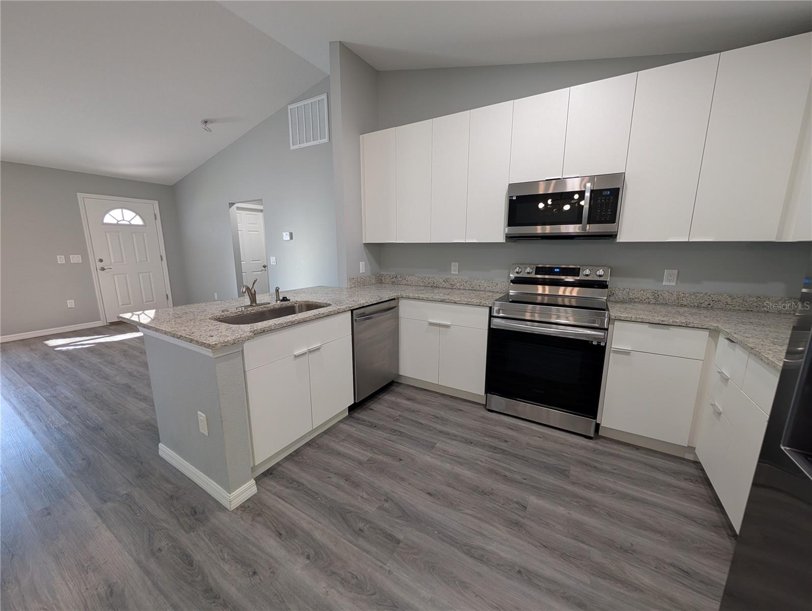 CITRUS SPGS UNIT 14 - Residential Lease