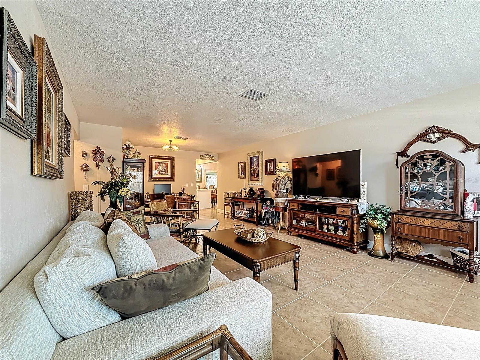 ROTHMOOR ESTATES CONDO - Residential