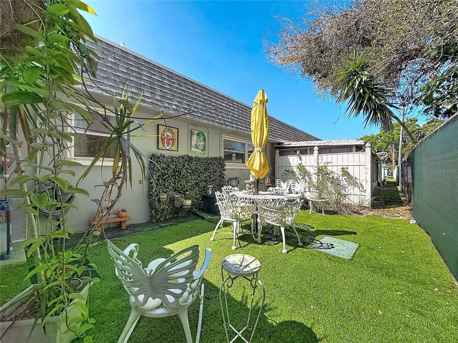 ROTHMOOR ESTATES CONDO - Residential