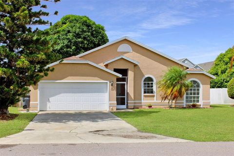 Photo of 44 Saint Kitts Circle, Winter Haven, FL 33884 (MLS # P4936640)